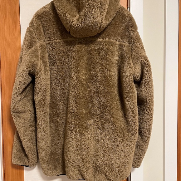 Uniqlo Teddy Fawn Jacket - Picture 2 of 6